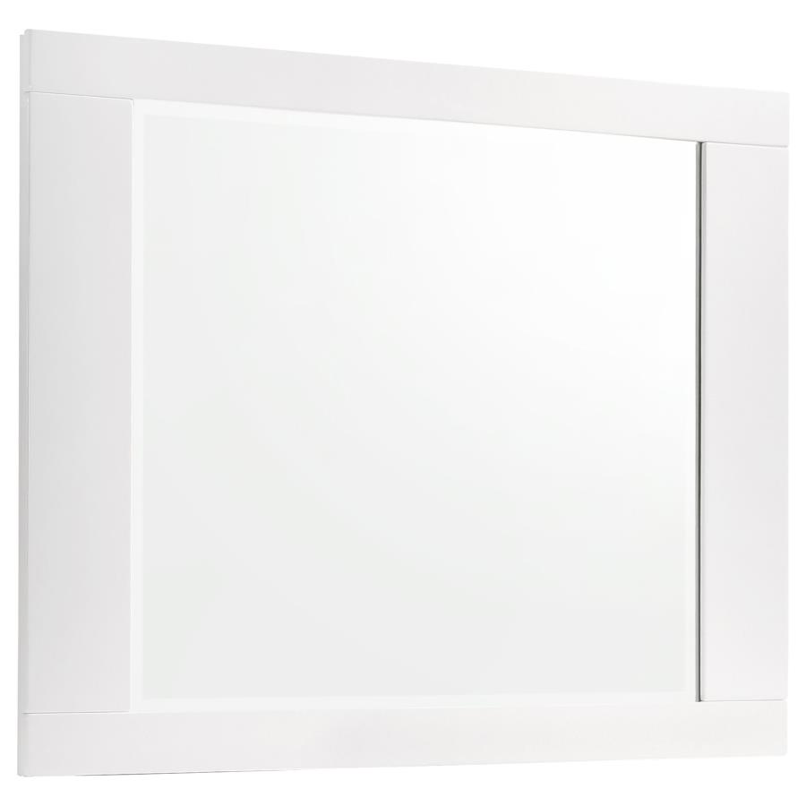 Felicity 4-piece Queen Bedroom Set White High Gloss view 9
