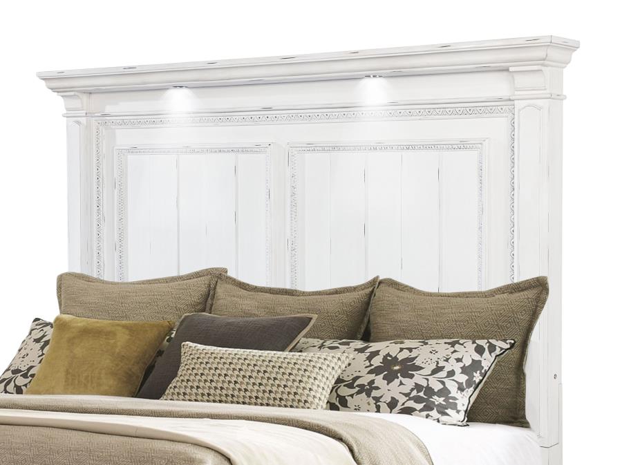 McKinney 5-piece Queen Bedroom Set Vintage White view 13