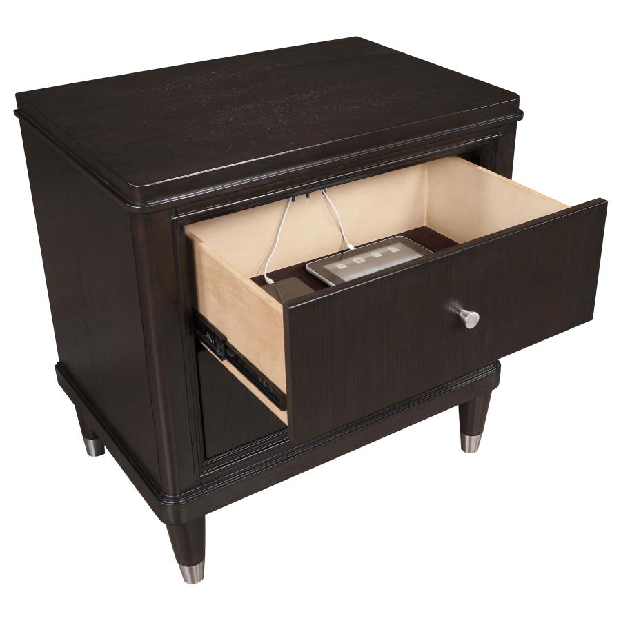 Emberlyn 4-piece Queen Bedroom Set Brown view 13