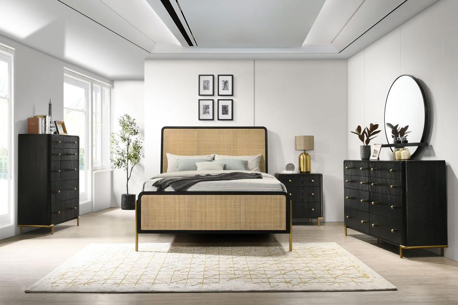 Arini 8-drawer Dresser Black view 15