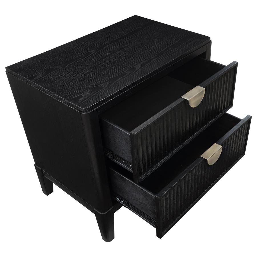 Brookmead 2-drawer Nightstand Black view 10