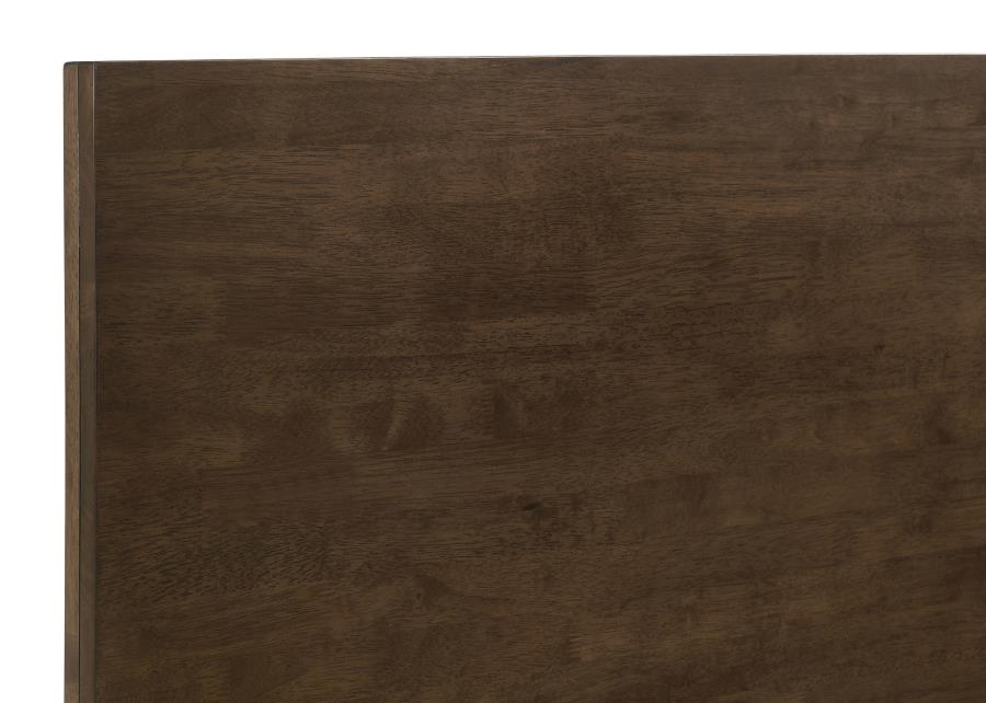 Glenwood 4-piece Eastern King Bedroom Set Warm Brown view 11