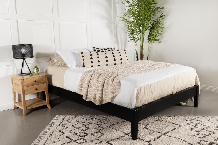 Hounslow Eastern King Universal Platform Bed Black view 9
