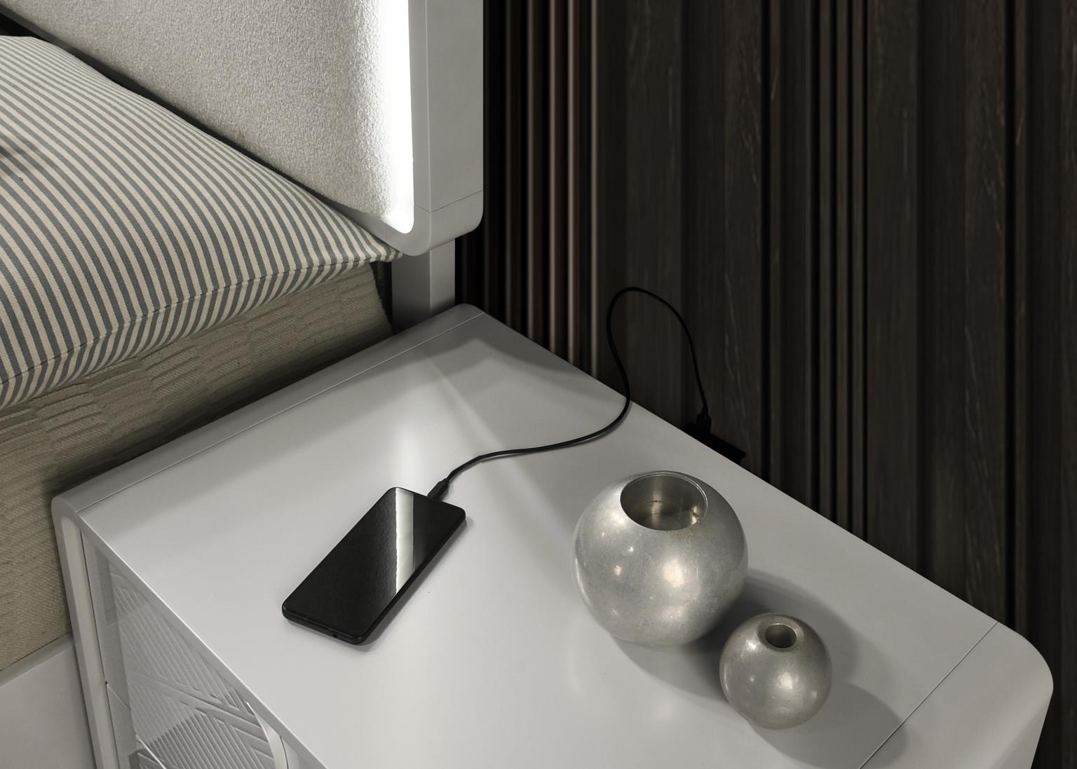 COOL GRAY MIRROR view 10