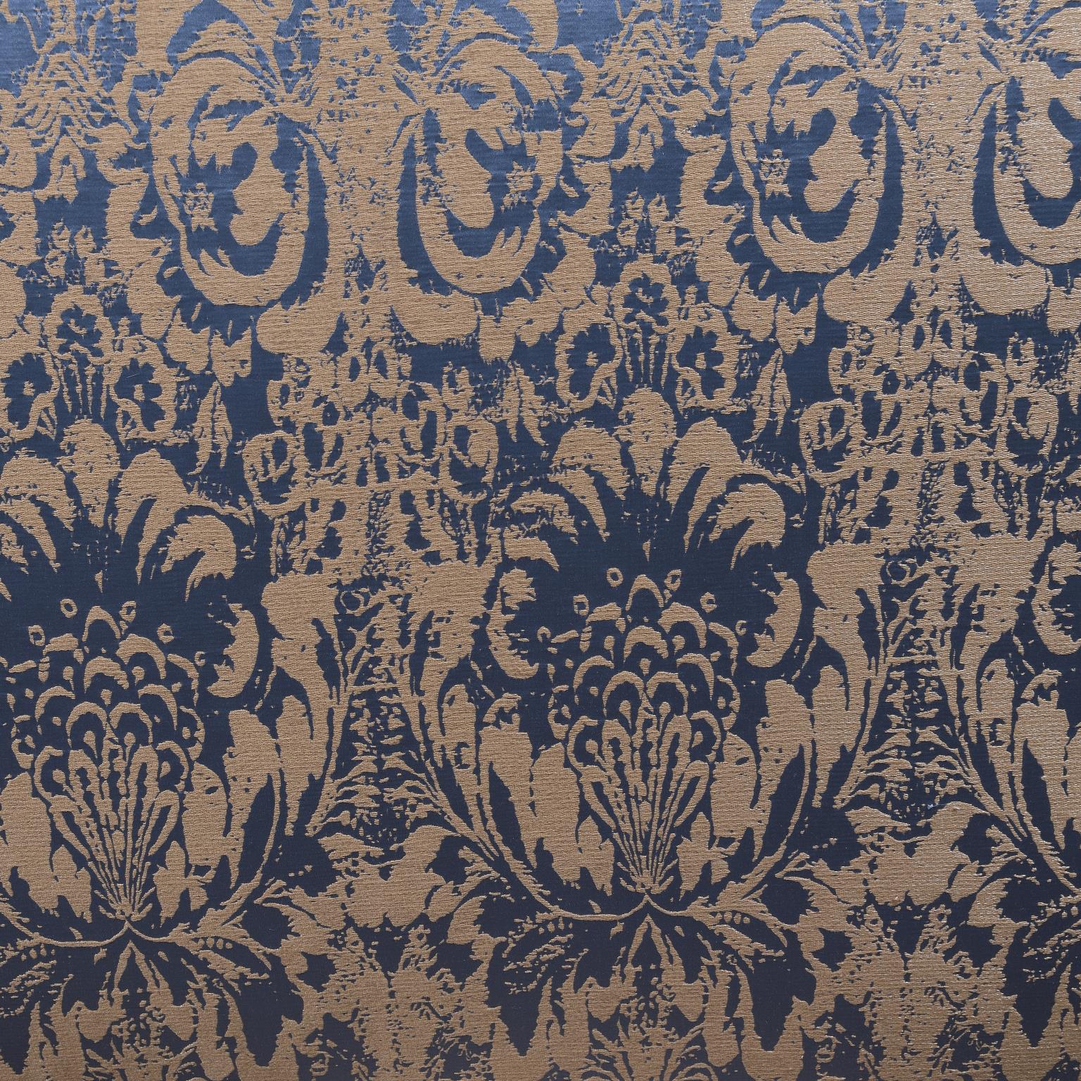 TRADITIONAL BROWN SOFA view 11