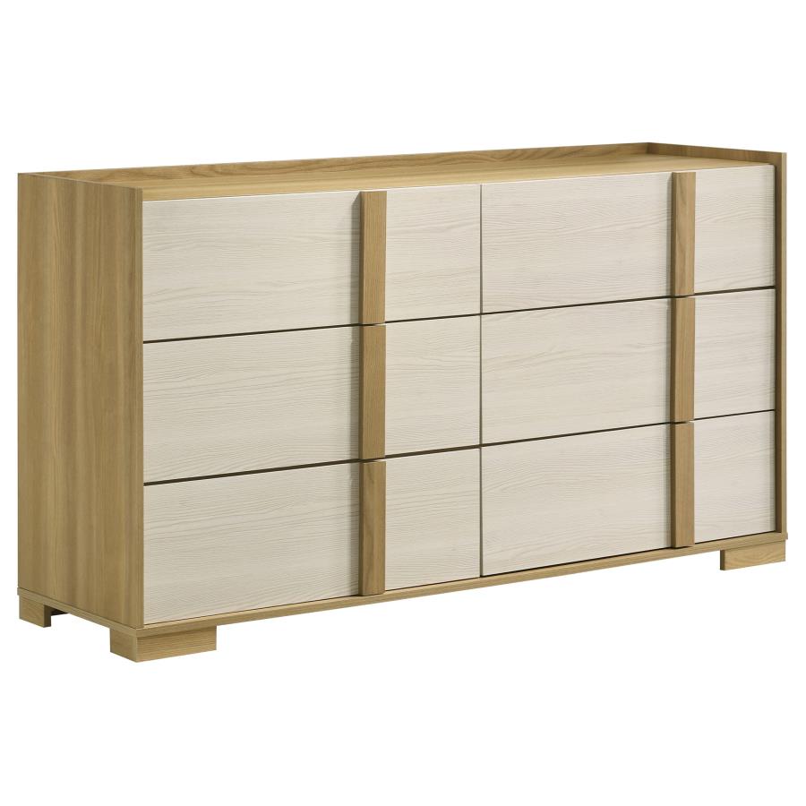 Hyland 5-piece Eastern King Bedroom Set Natural view 7