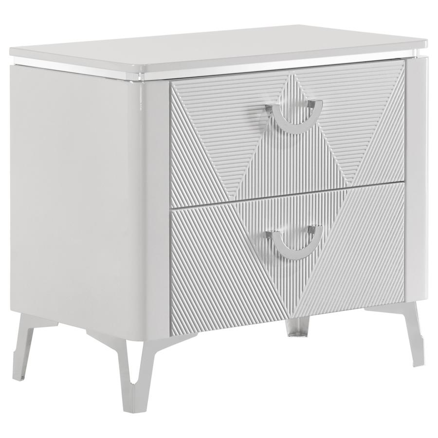 Cassia 4-piece Eastern King LED Bedroom Set White High Gloss view 5