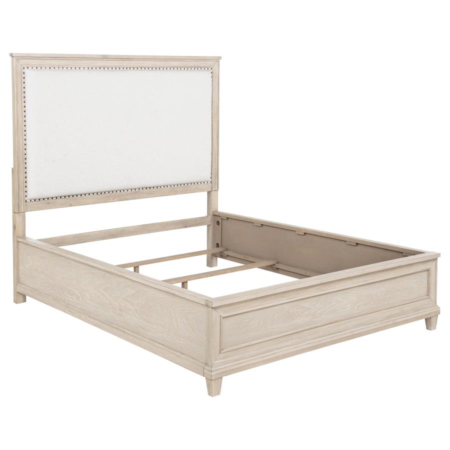 Pembroke 4-piece Queen Bedroom Set Washed Oak view 3