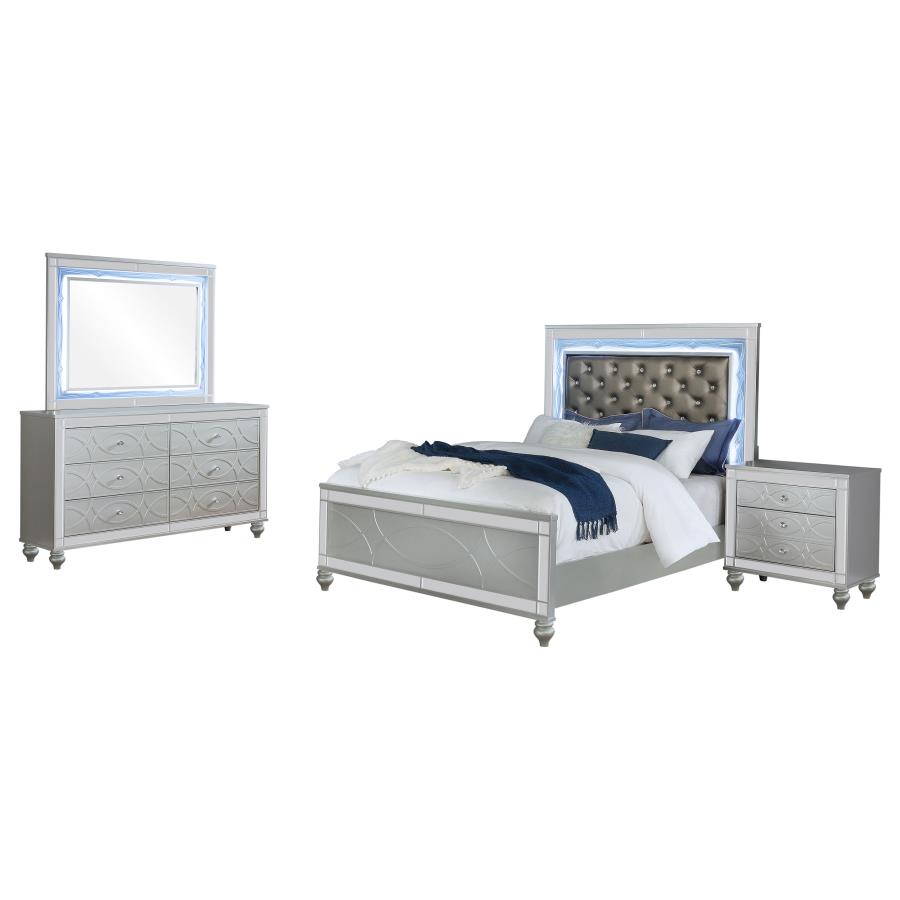 Gunnison 4-piece Eastern King Bedroom Set Silver Metallic view 2