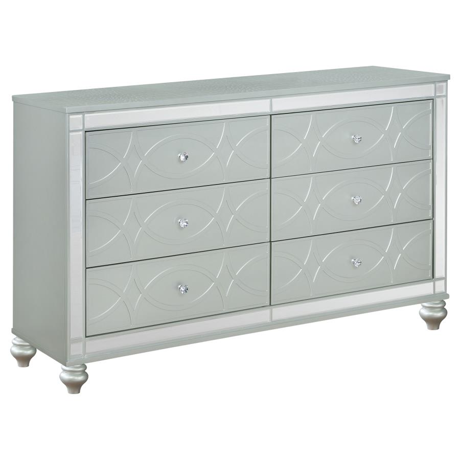 Gunnison 4-piece Eastern King Bedroom Set Silver Metallic view 7