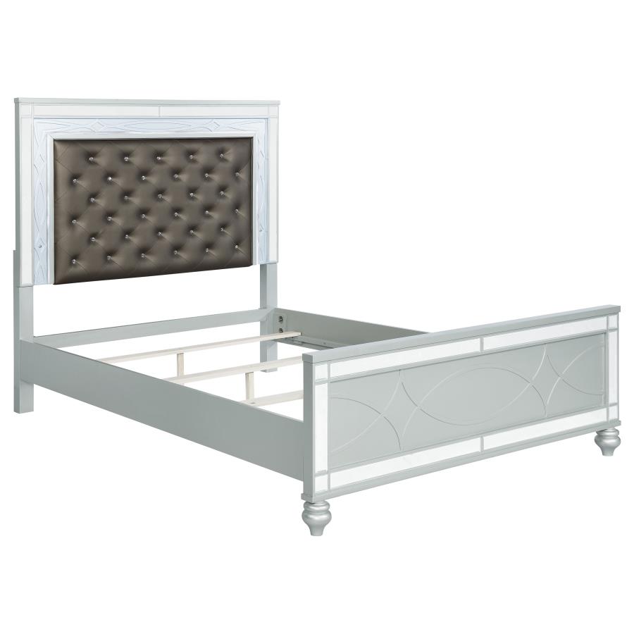 Gunnison 4-piece Queen Bedroom Set Silver Metallic view 3