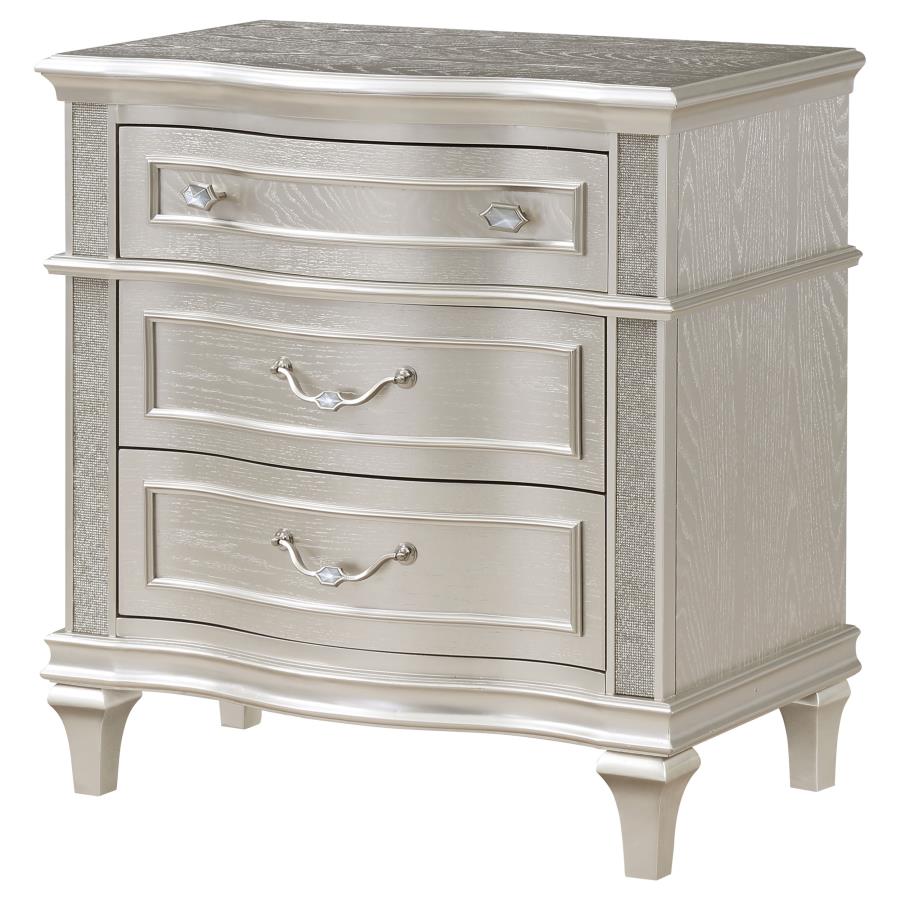 Evangeline 3-drawer Nightstand Silver Oak view 4