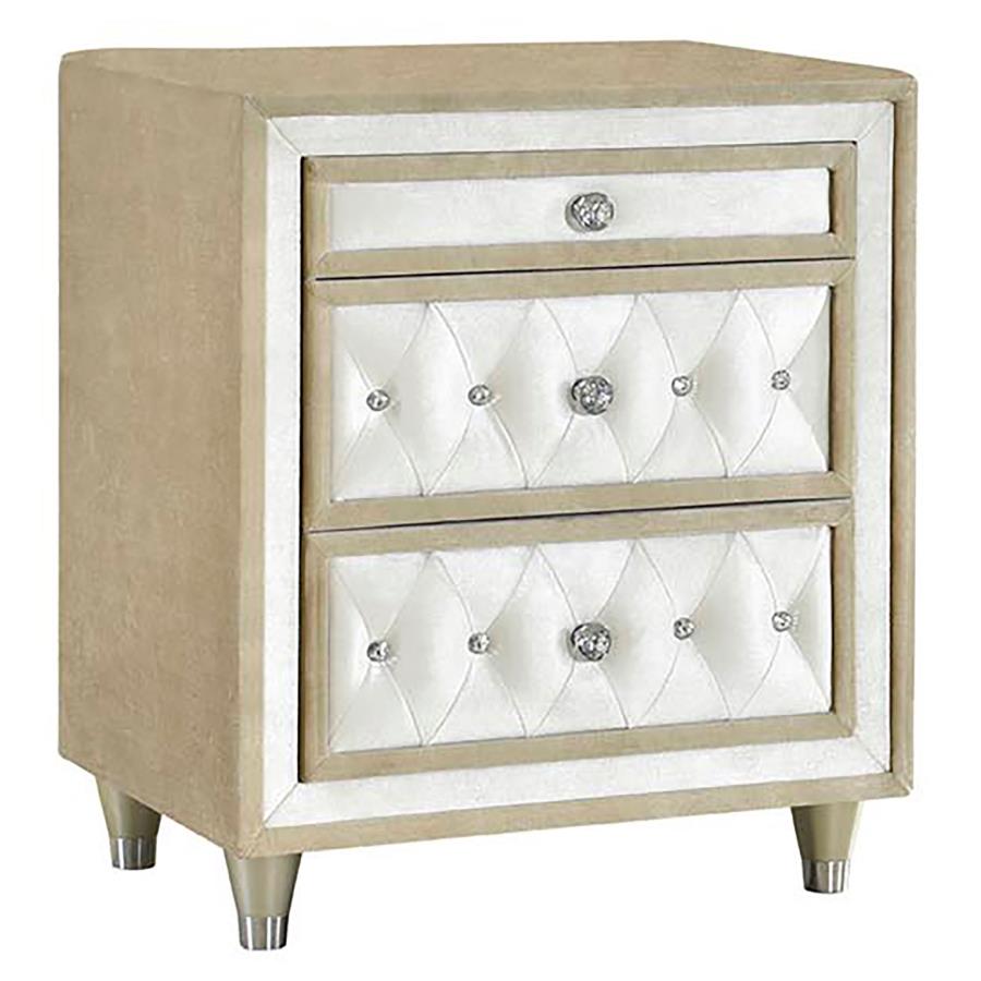 Antonella 5-piece Eastern King Bedroom Set Ivory view 4