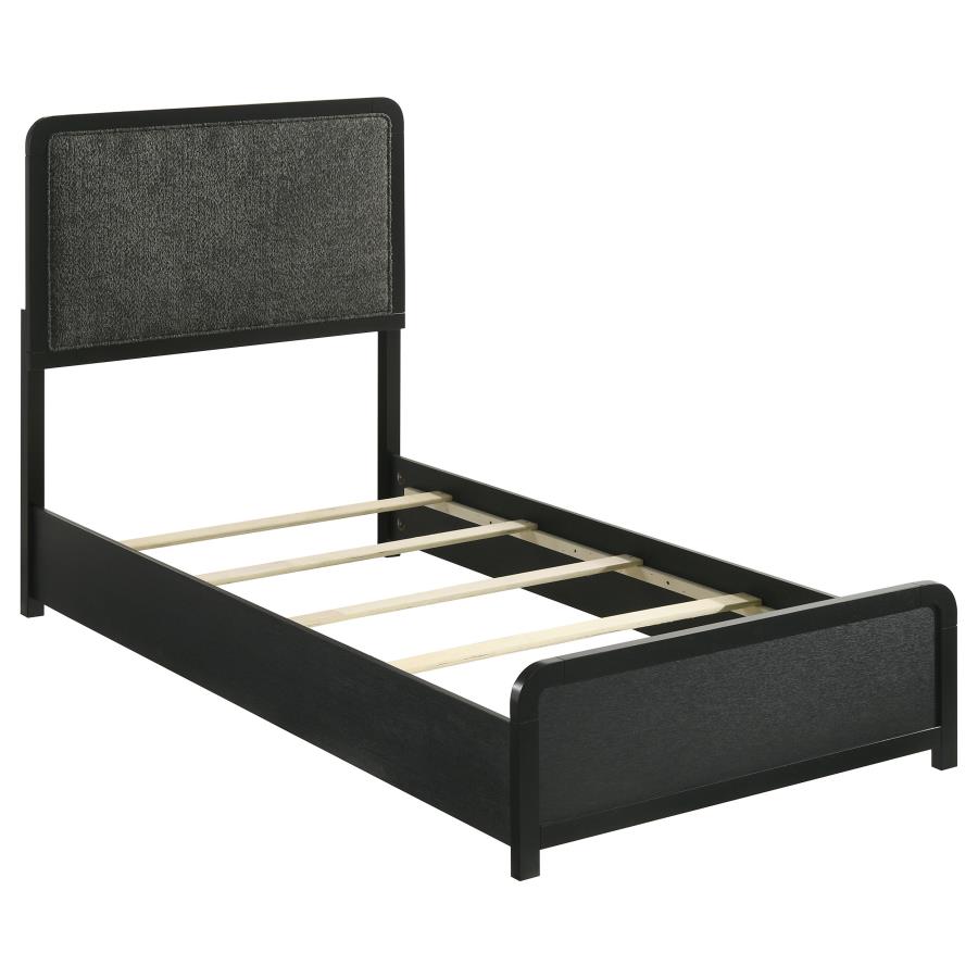 Cavelle 4-piece Twin Bedroom Set Black view 3