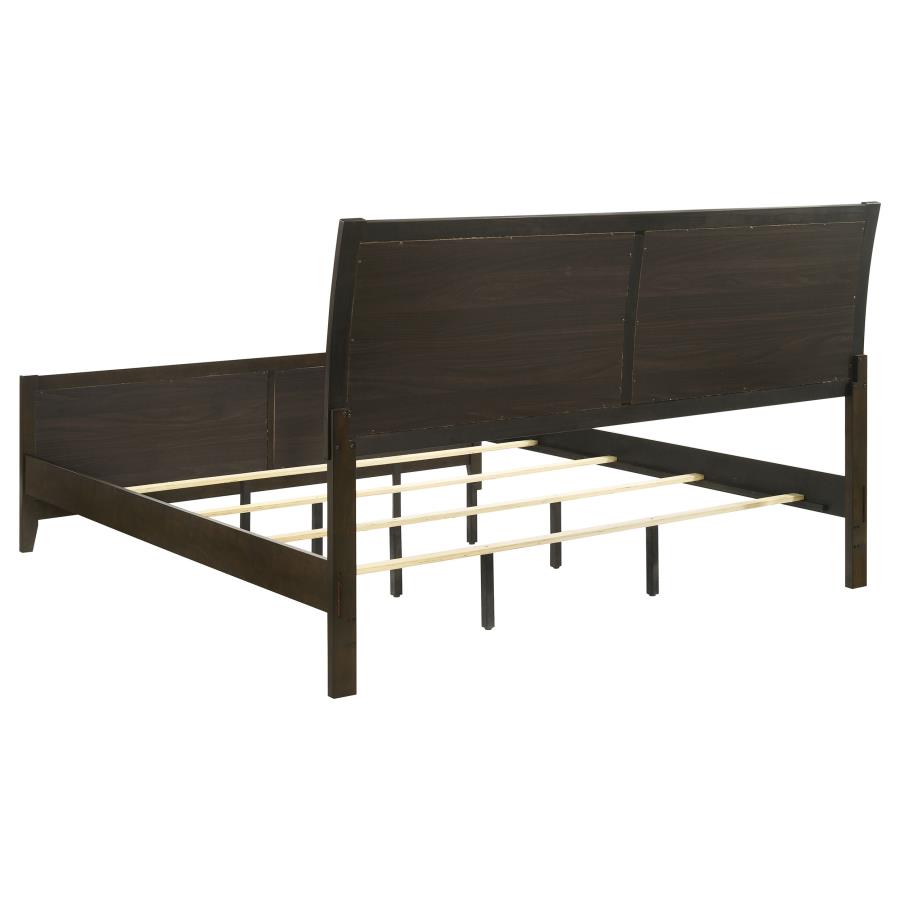 Wilkes 4-piece Eastern King Bedroom Set Dark Cocoa view 4