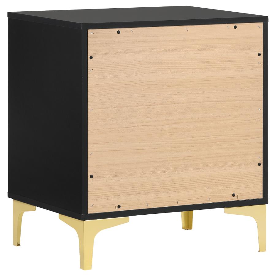 Kendall 5-piece Eastern King Bedroom Set Black view 6