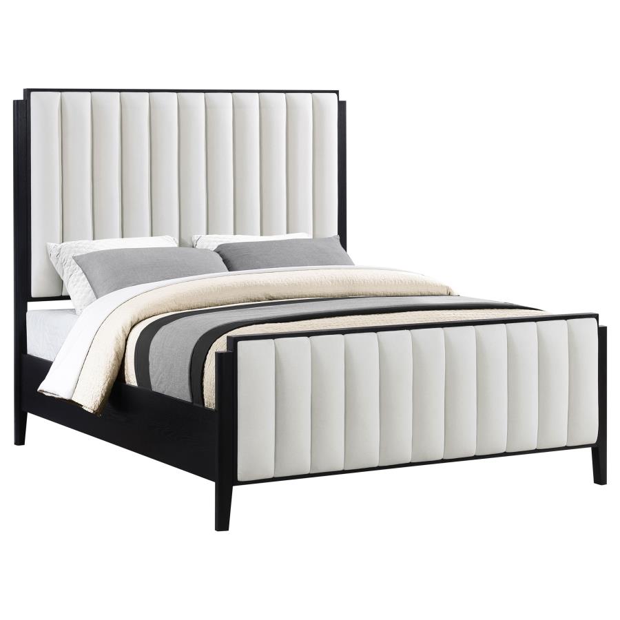 Brookmead 60-inch Upholstered Queen Bed Black view 3