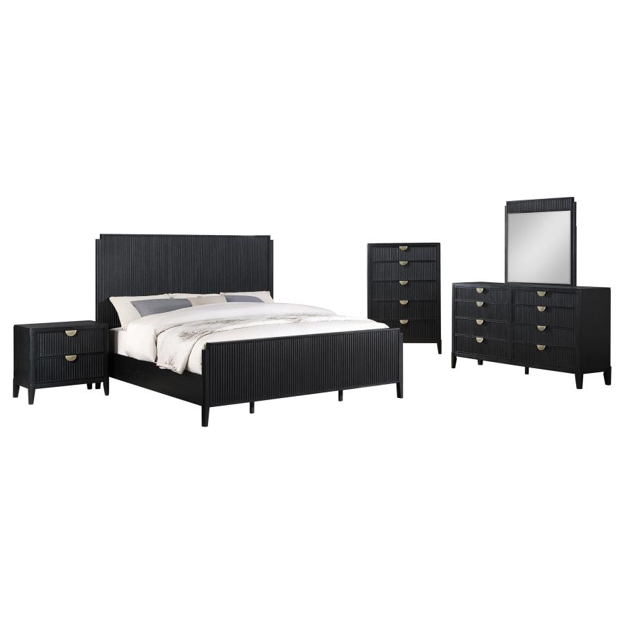 Brookmead 5-piece Eastern King Bedroom Set Black view 2