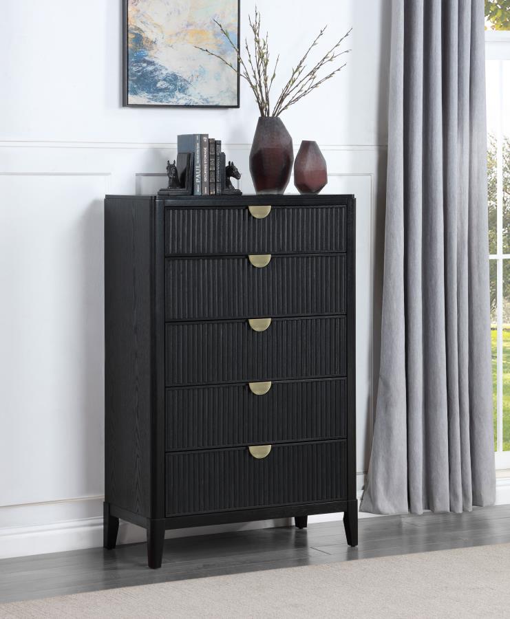 Brookmead 5-drawer Bedroom Chest Black view 2
