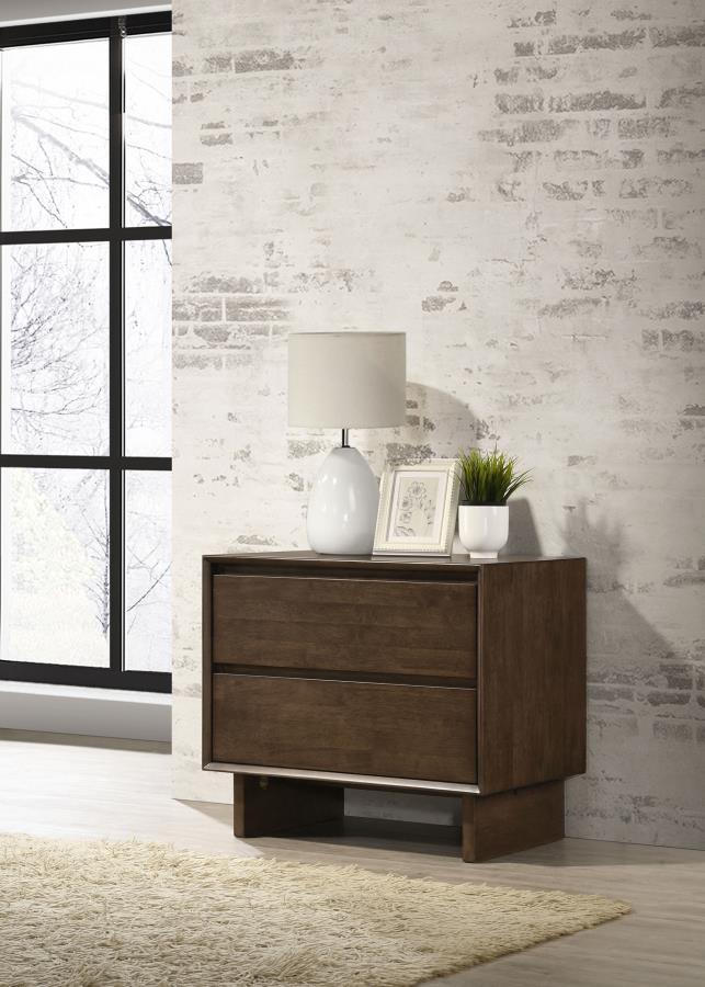 Glenwood 2-drawer Nightstand Bedside Table Warm Brown view 2