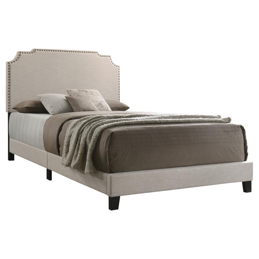 Tamarac Upholstered Queen Panel Bed Beige view 3