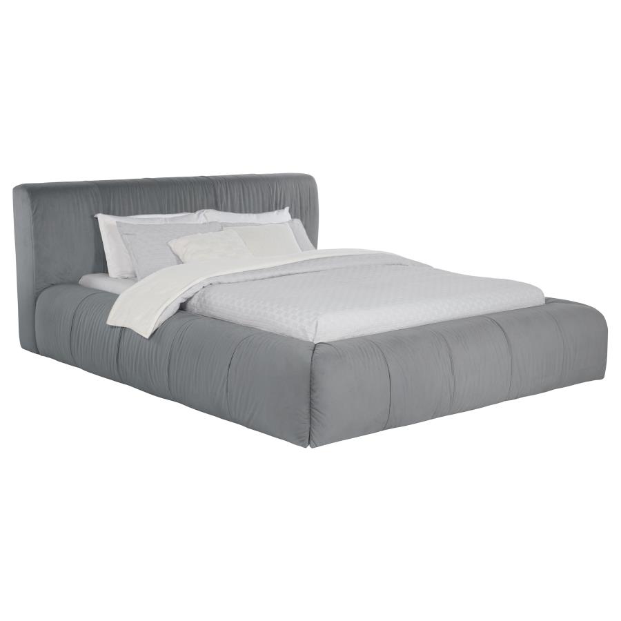 Wilshire Upholstered Queen Platform Bed Grey view 3