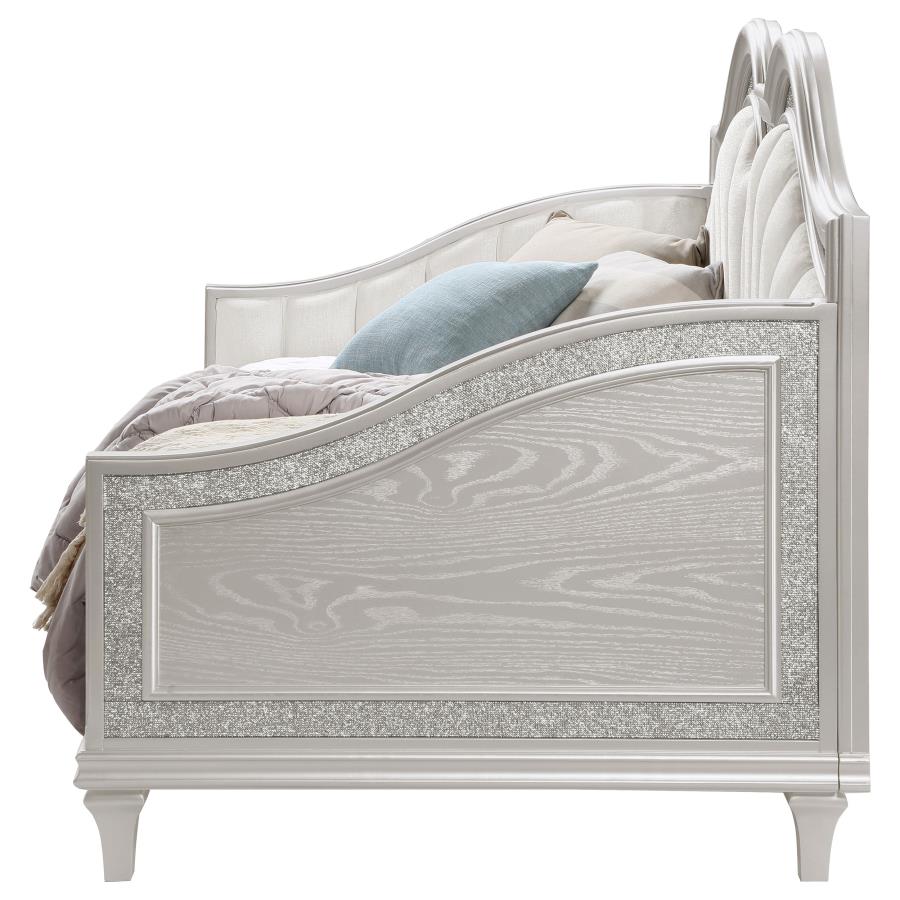 Evangeline Upholstered Twin Daybed Silver Oak view 6
