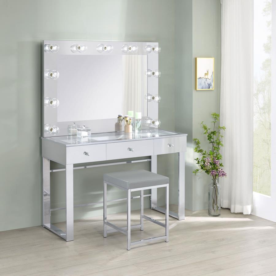 Umbridge Upholstered Square Padded Cushion Vanity Stool view 5