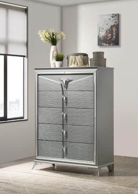 OLIVE SILVER CHEST