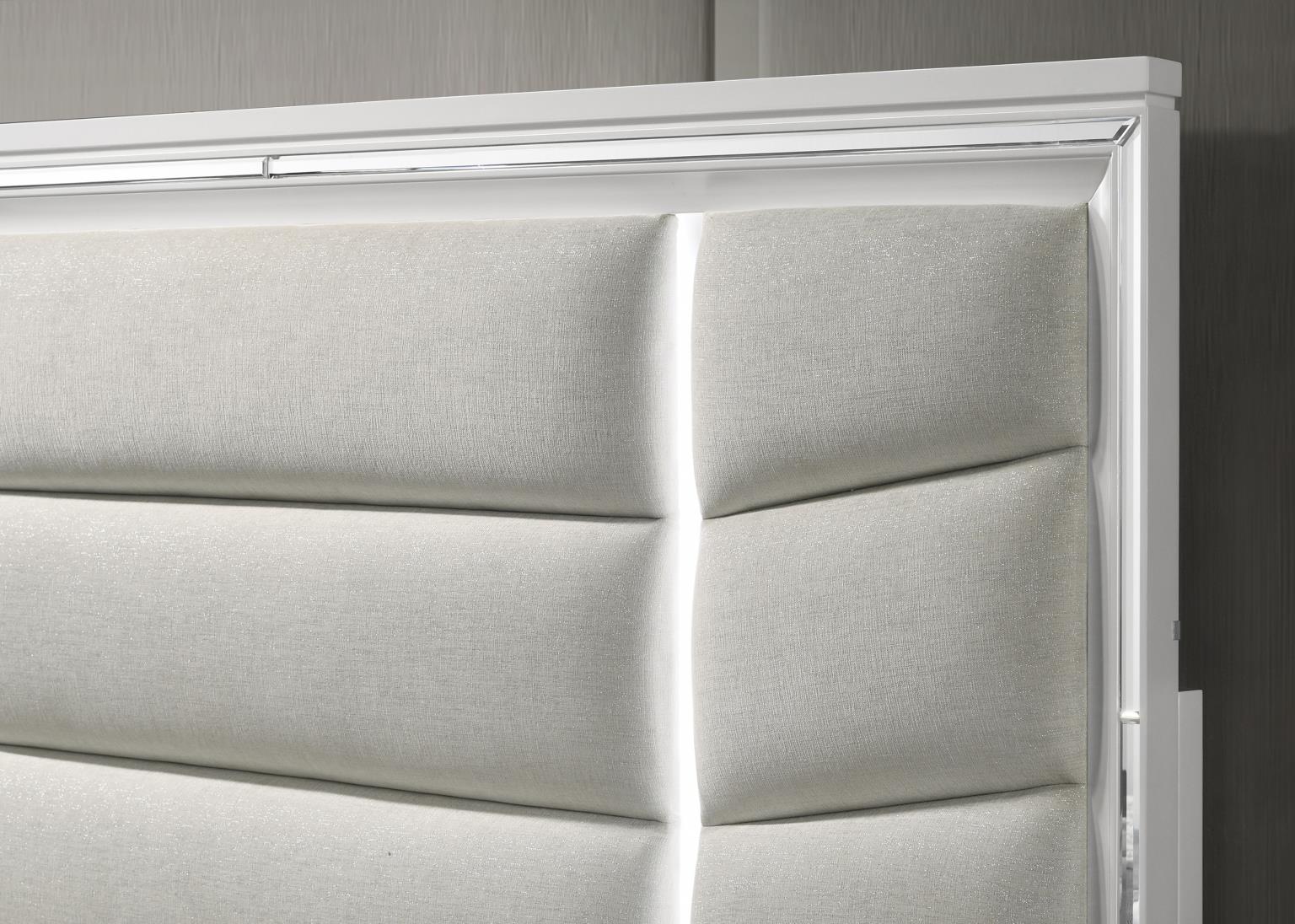 PALE ALMOND BENCH view 4