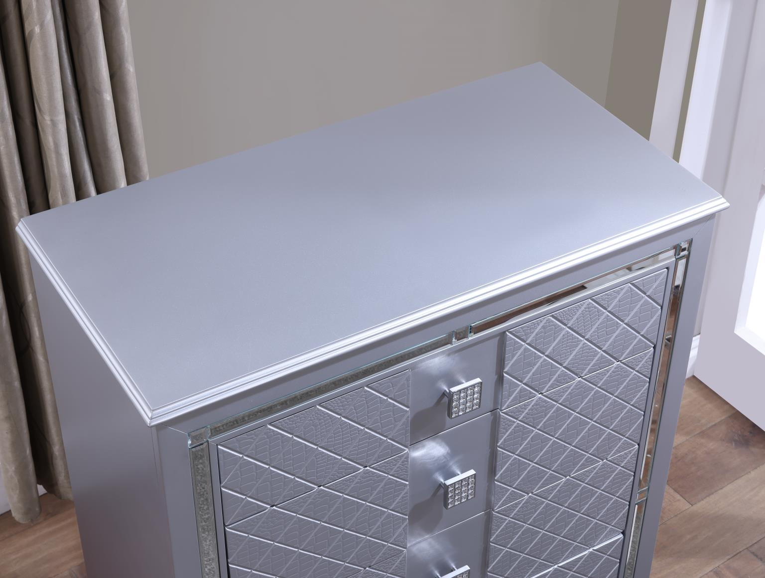SILVER CHEST view 3