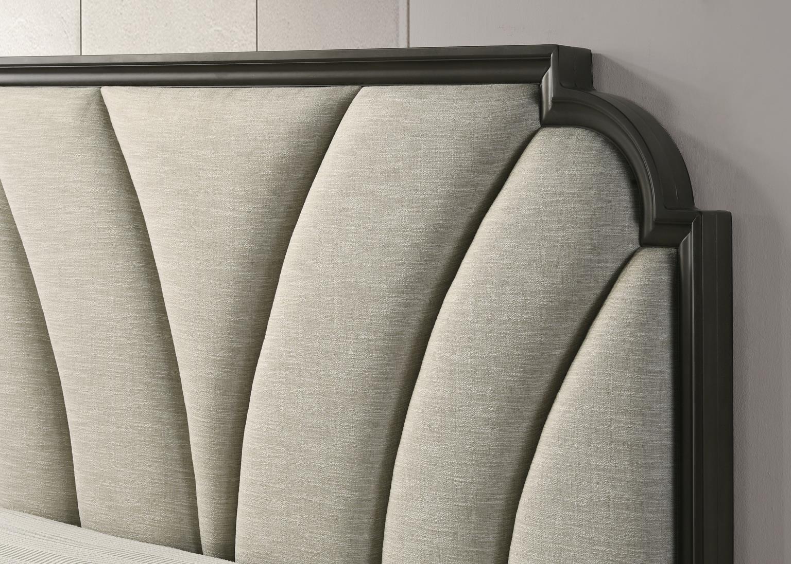 KING BED-DRESSER-MIRROR view 3