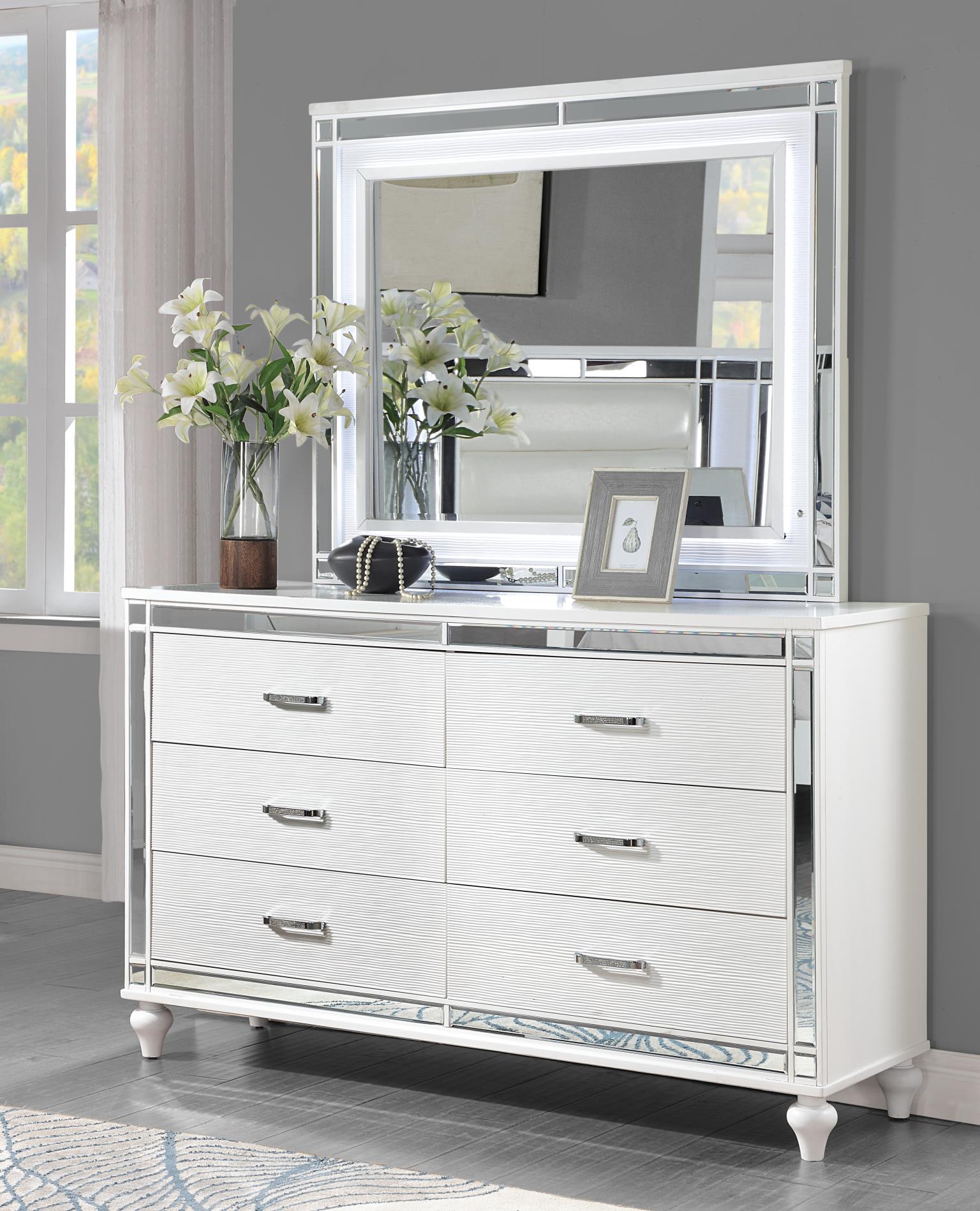 WHITE GLOSS KING BED W/LED LIGHT view 4