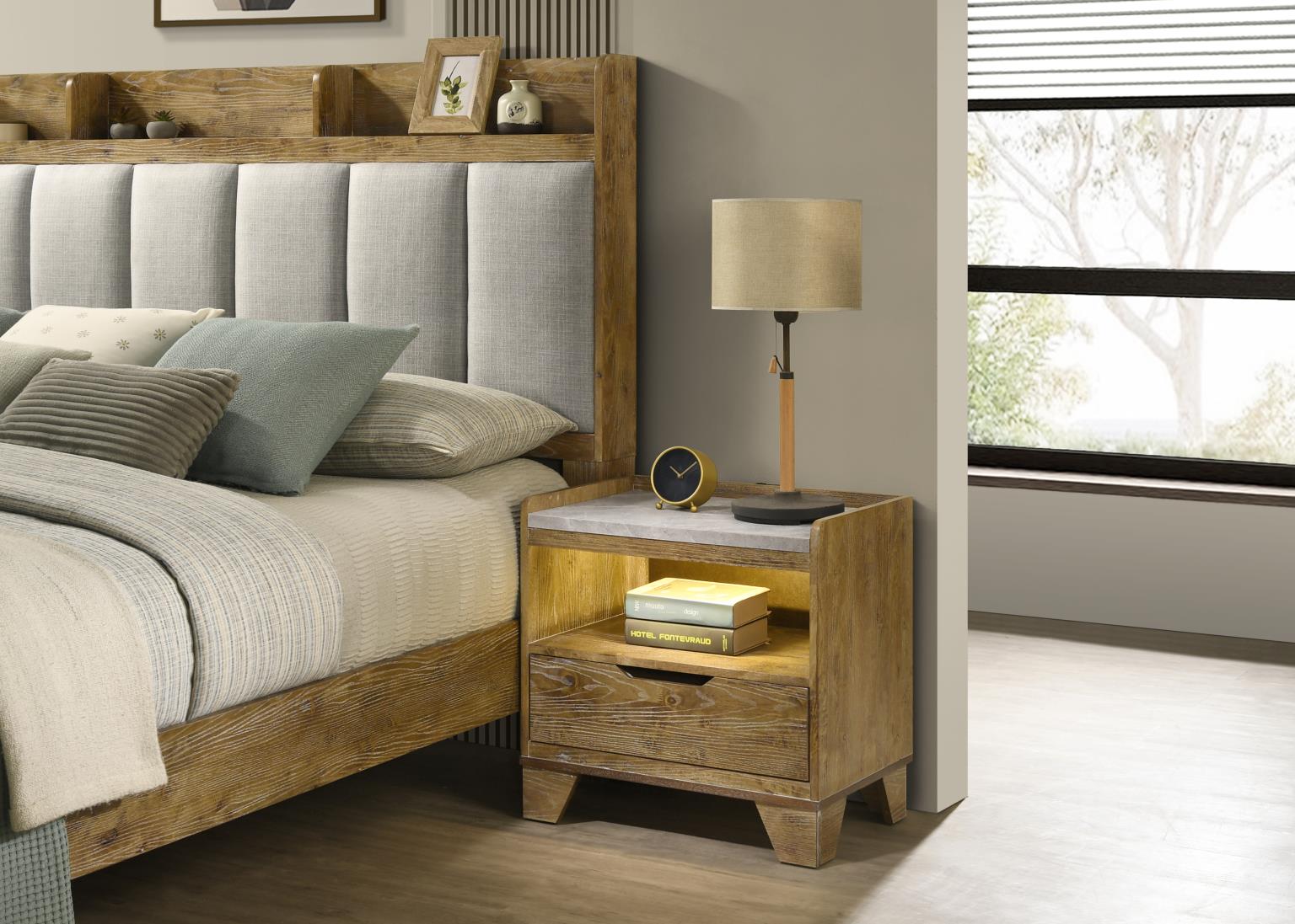 LIGHT ASPEN OAK DRESSER view 6