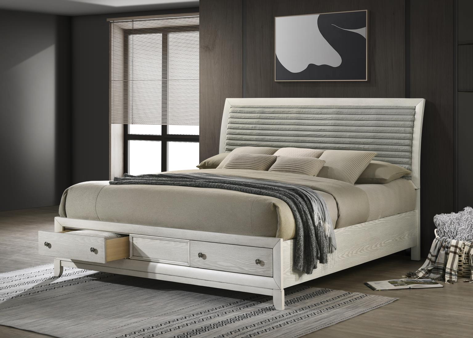 ANTIQUE WHITE OAK QUEEN BED view 2