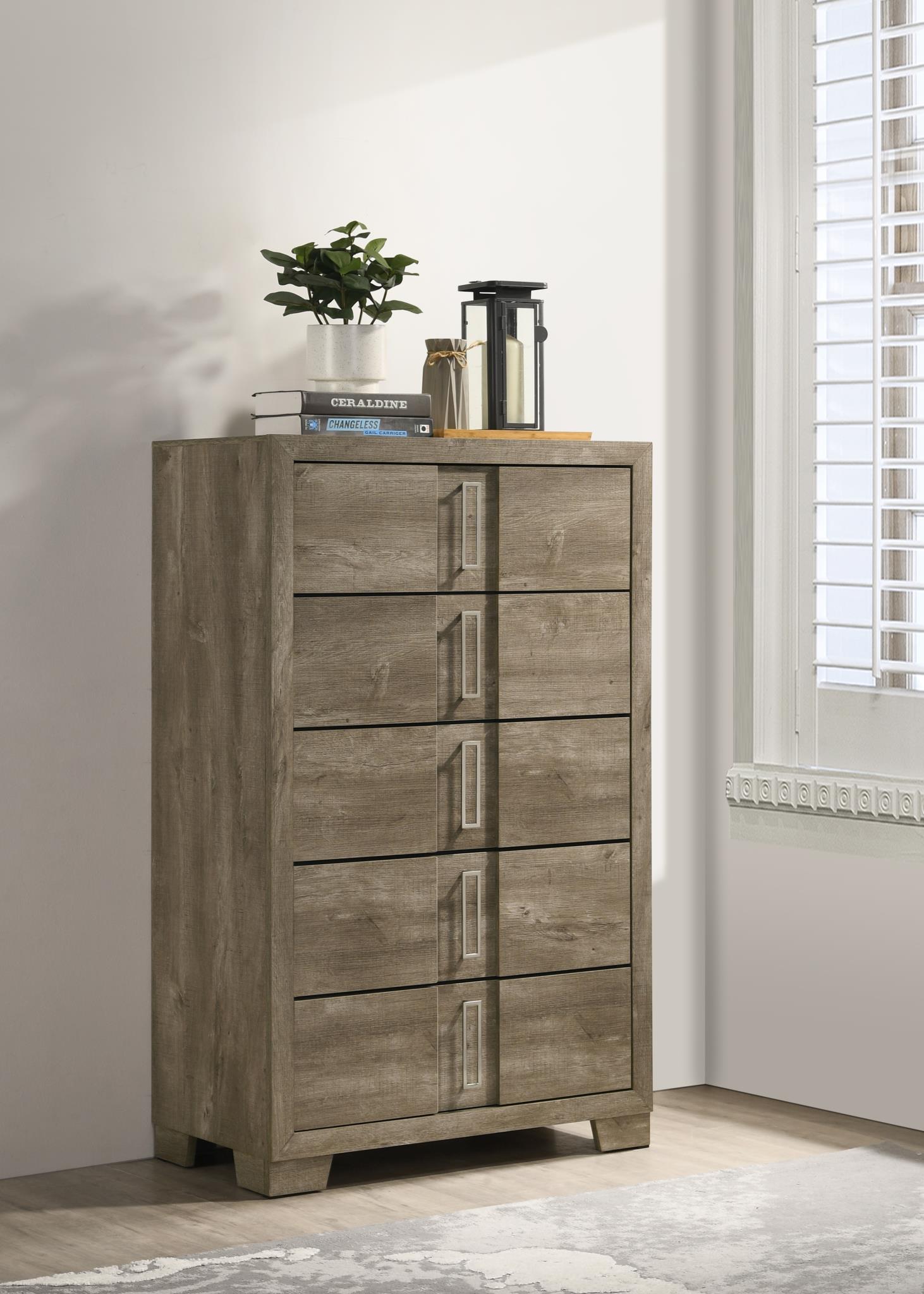 QUEEN BED-DRESSER-MIRROR view 7