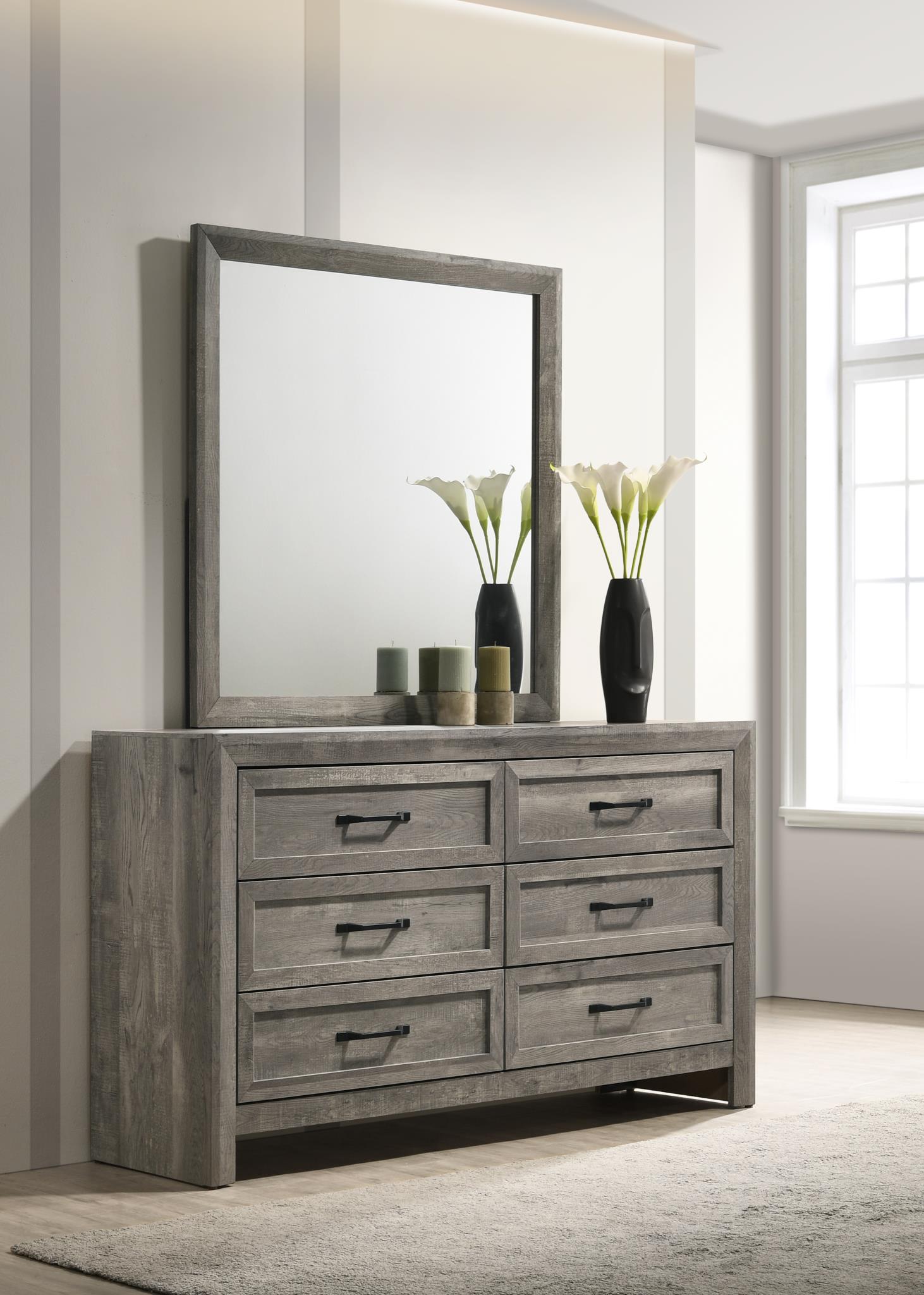 QUEEN BED-DRESSER-MIRROR view 5