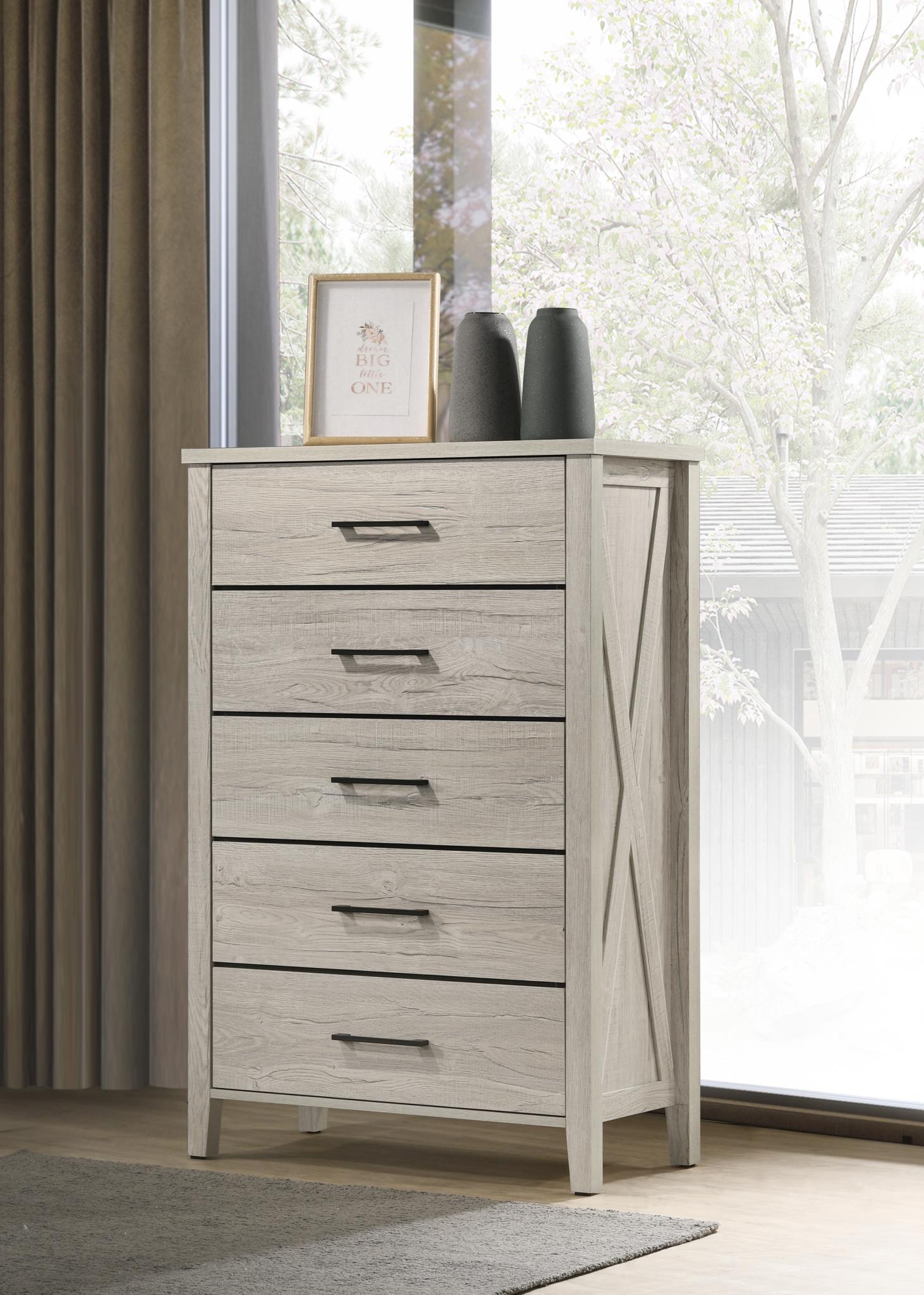 WHITE WASH CHEST view 2