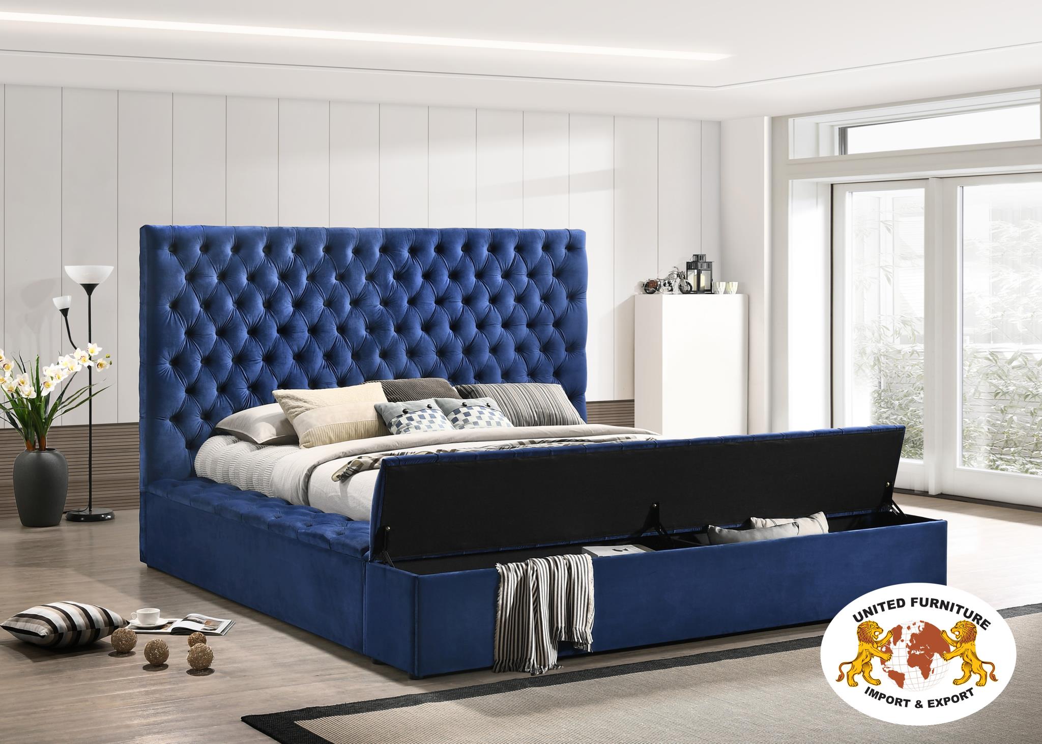 BLUE VELVET QUEEN BED view 3