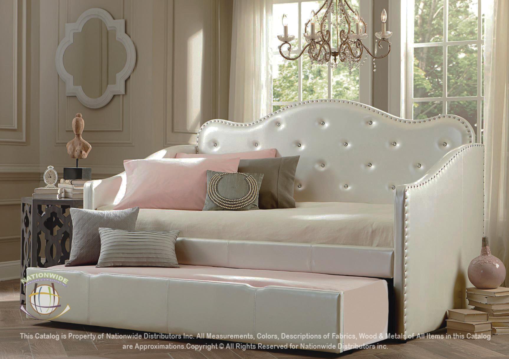 Twin Daybed w/ Trundle
