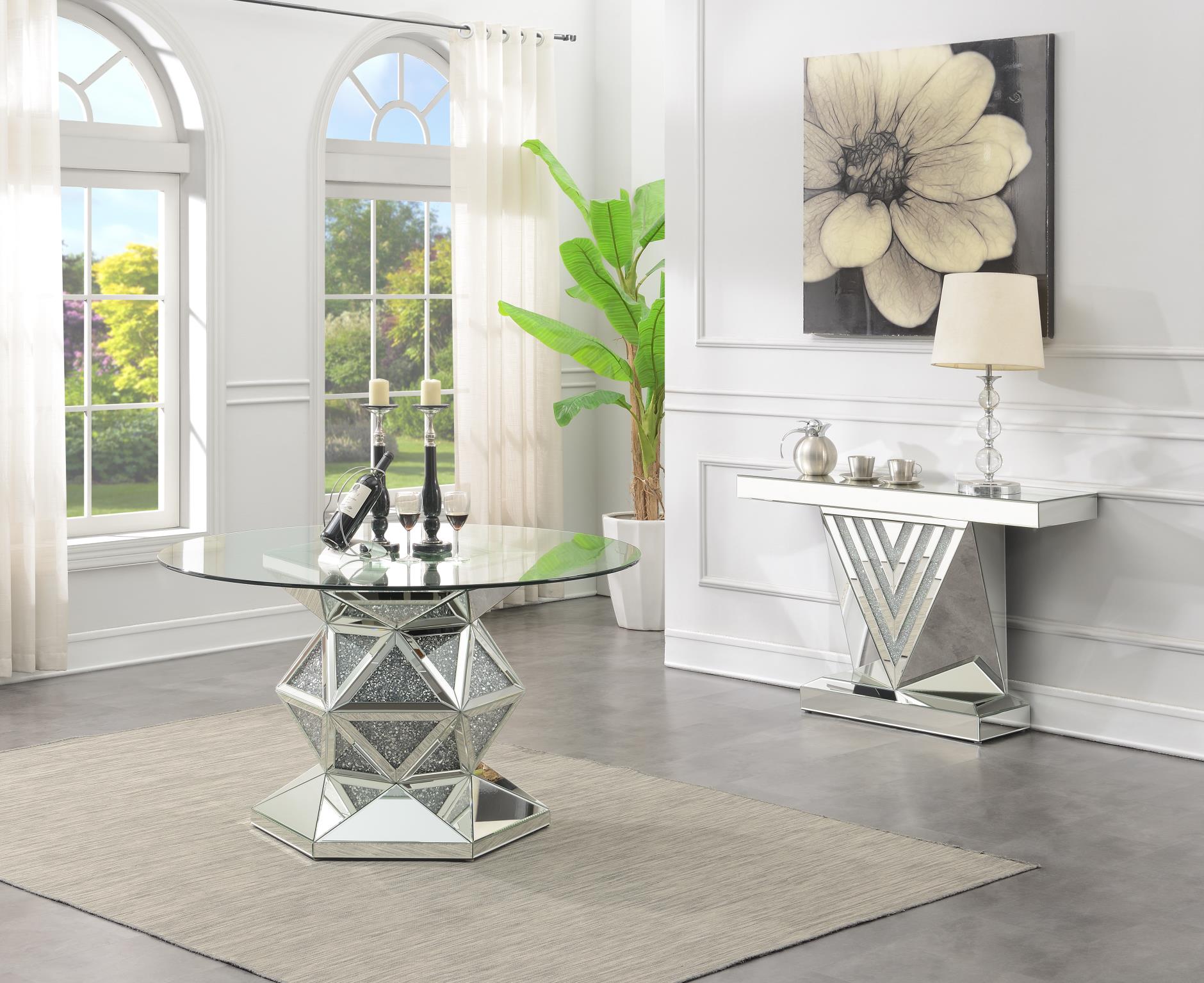 GLAMOUR DINING TABLE view 2