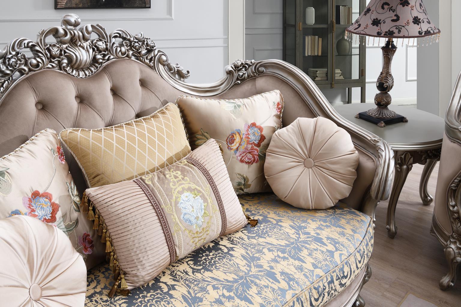 TRADITIONAL BROWN LOVESEAT view 5